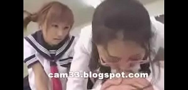  Hot japanese teacher kissing and spitting